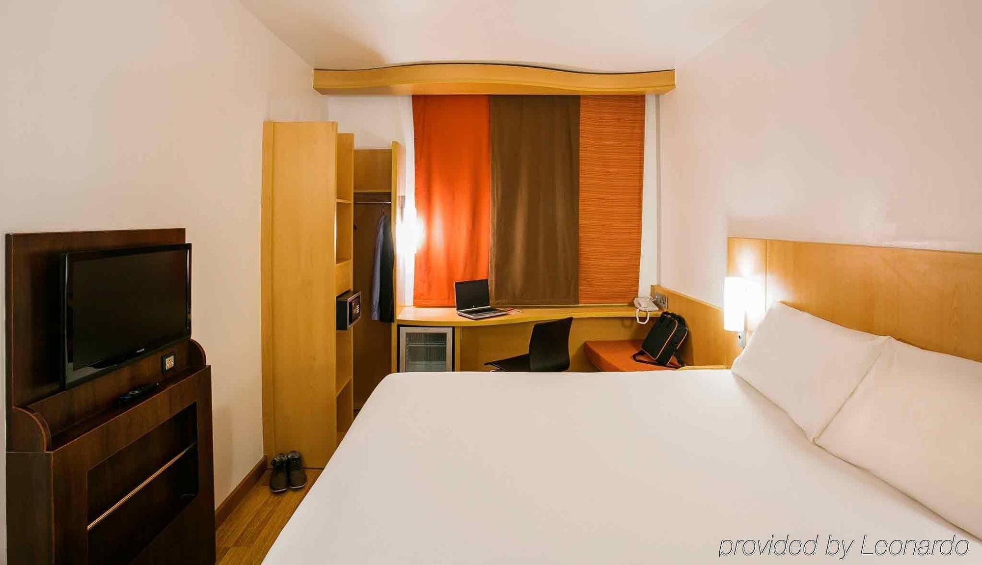 Ibis Lagos Ikeja Exterior photo